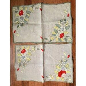 Vintage Floral Applique Doily Pair 12" x 18" Pastel Colors Home Decor Linens